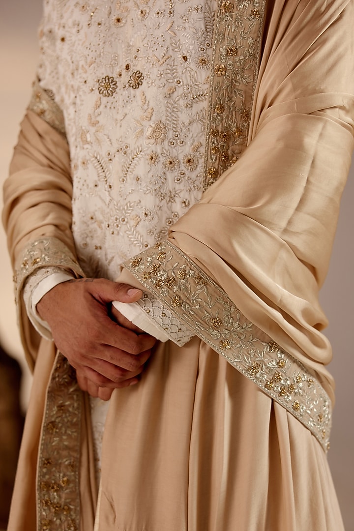 Ivory Linen Silk Dabka & Zari Hand Embroidered Groom Sherwani Set by Jatin Malik at Pernia's Pop Up Shop