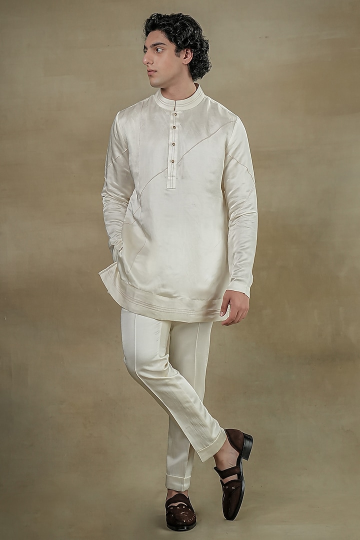 Ivory Linen Silk Resham & Zari Embroidered Indo-Western Set by Jatin Malik at Pernia's Pop Up Shop