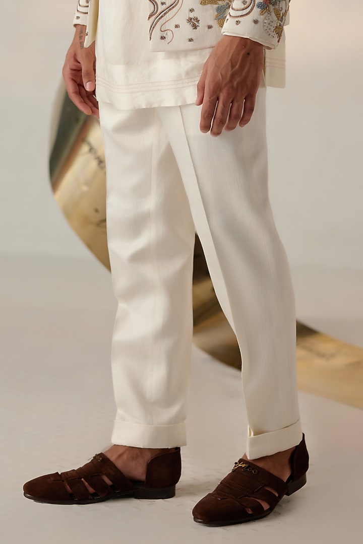 Ivory Linen Silk Kurta Set by Jatin Malik at Pernia's Pop Up Shop