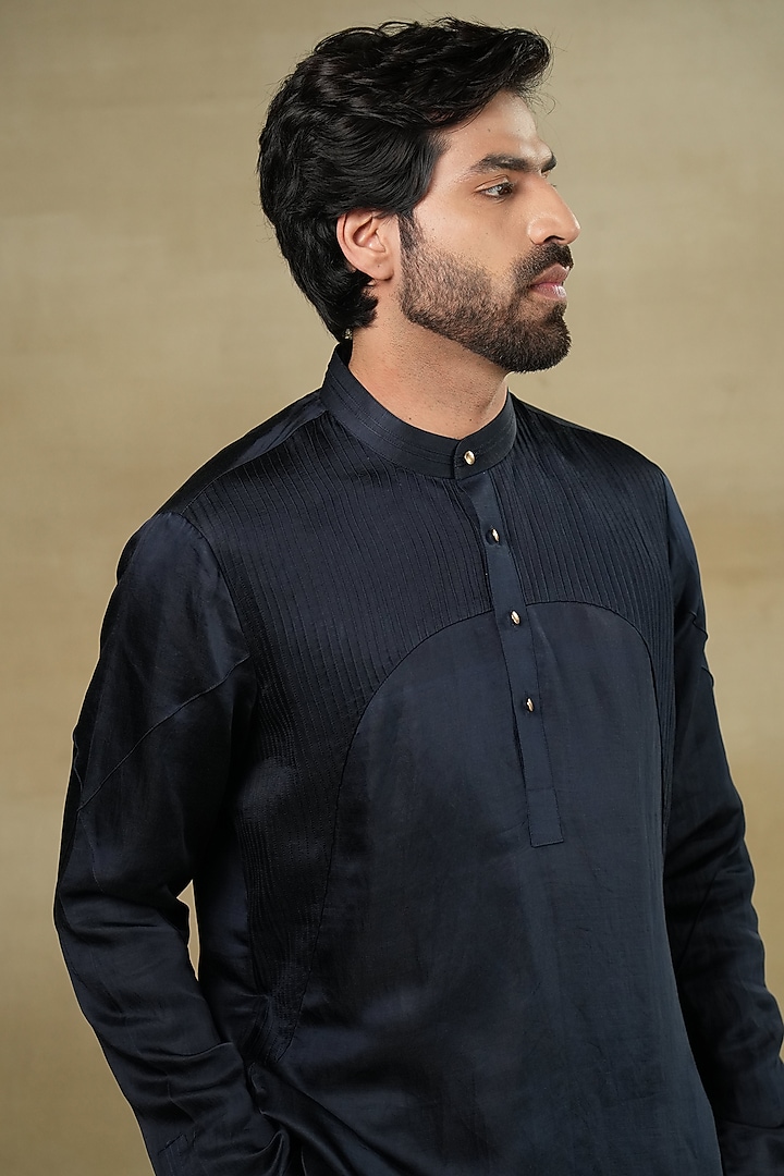 Midnight Blue Linen Silk Pintucks Kurta Set by Jatin Malik at Pernia's Pop Up Shop