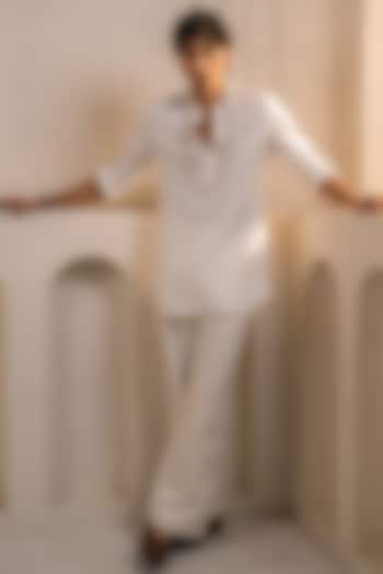 Ivory Cotton Linen Blend Shirt Kurta Set by Jatin Malik at Pernia's Pop Up Shop