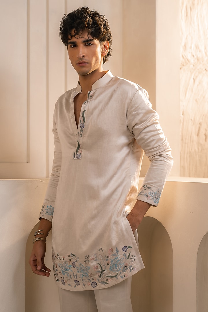 Silver Linen Silk Handpainted & Embroidered Kurta Set by Jatin Malik at Pernia's Pop Up Shop