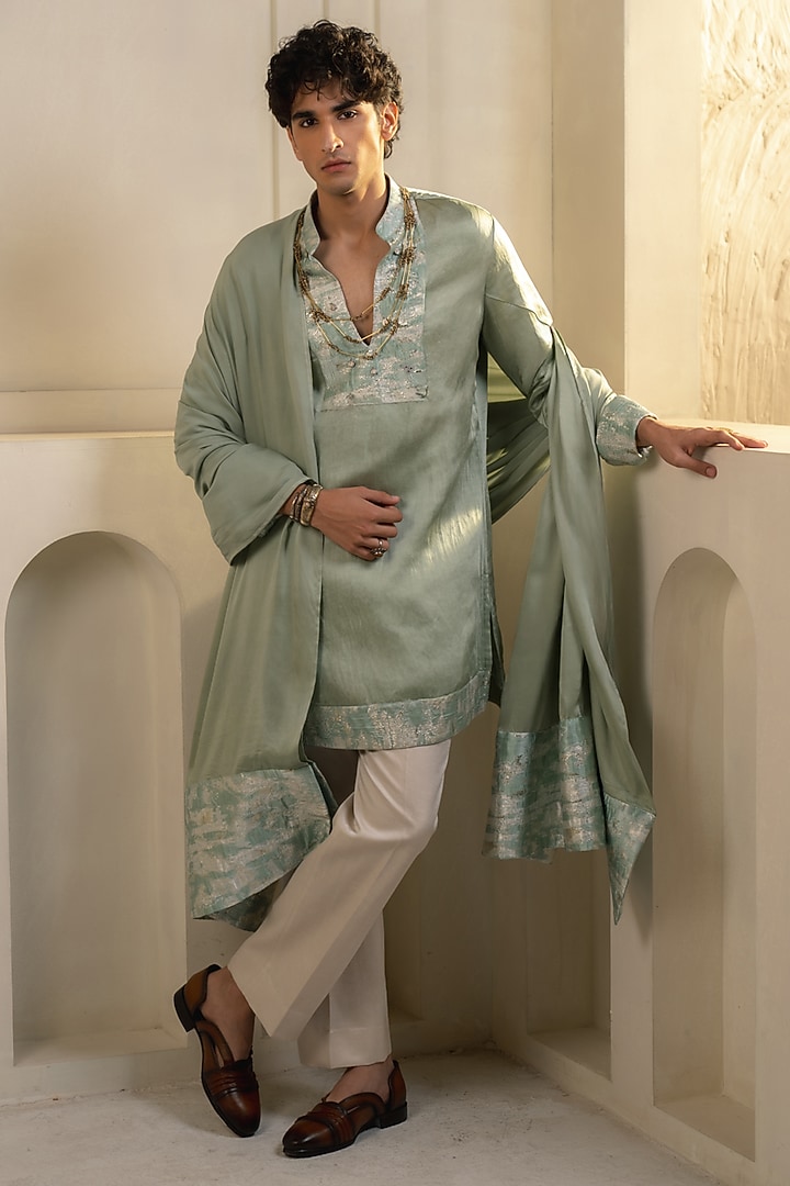 Mint Green Linen Silk Embellished Kurta Set by Jatin Malik at Pernia's Pop Up Shop