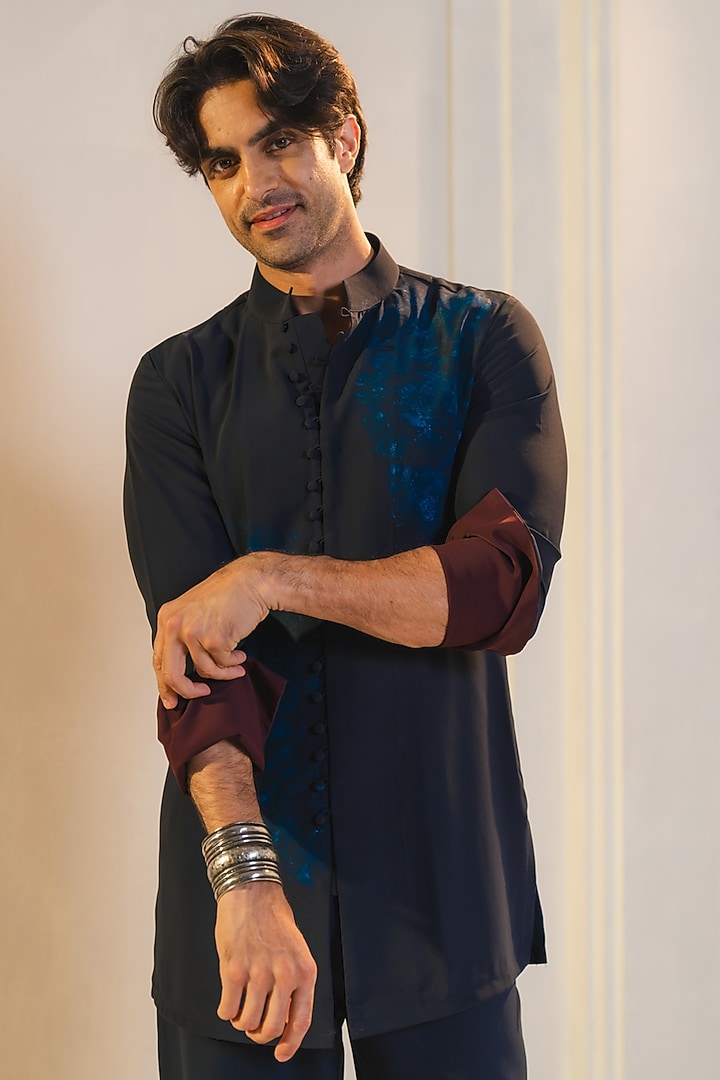 Midnight Blue Silk Crepe Handpainted Kurta Set by Jatin Malik at Pernia's Pop Up Shop