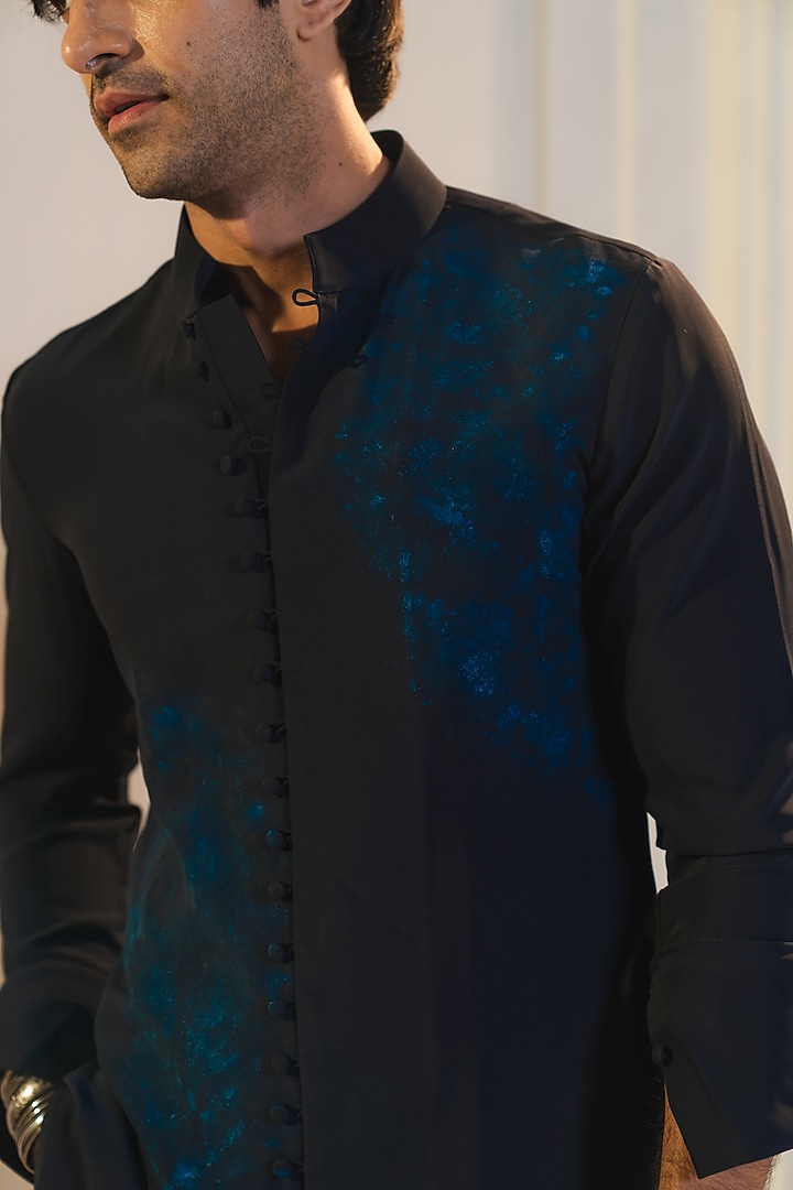 Midnight Blue Silk Crepe Handpainted Kurta Set by Jatin Malik at Pernia's Pop Up Shop