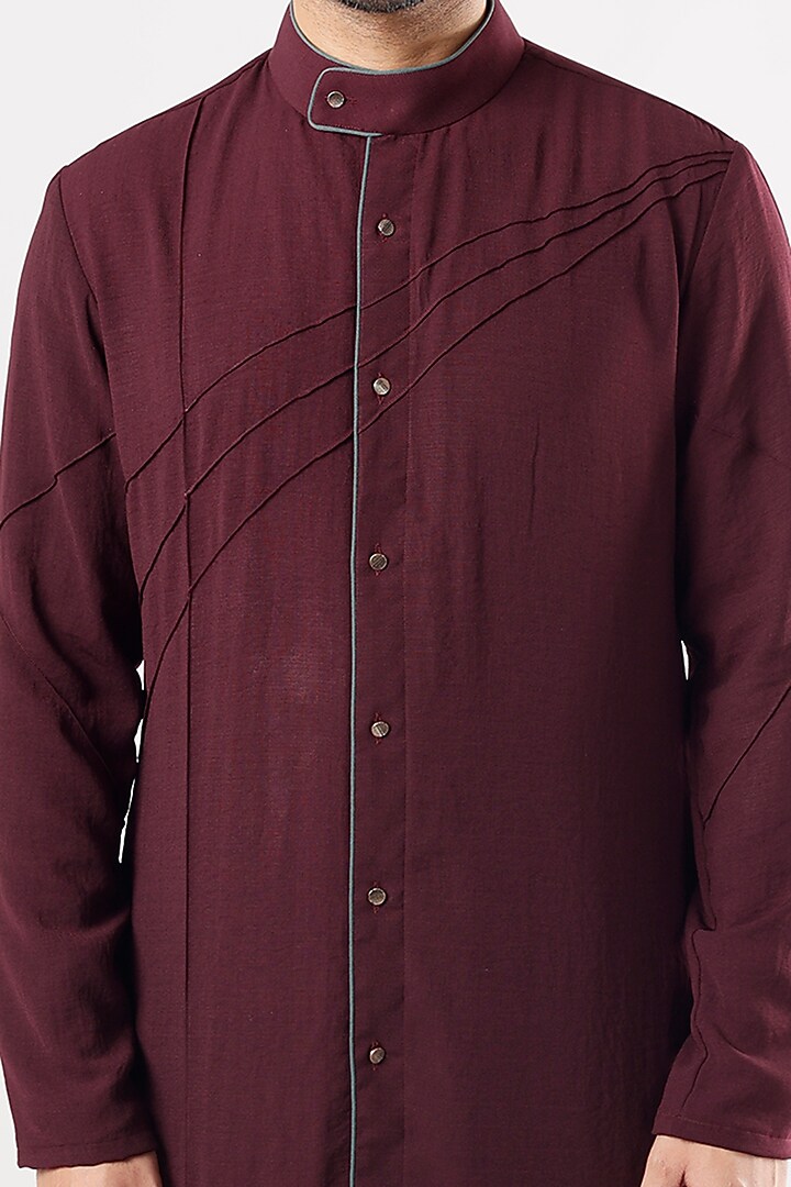 Wine Crepe Kurta Set by Jatin Malik at Pernia's Pop Up Shop