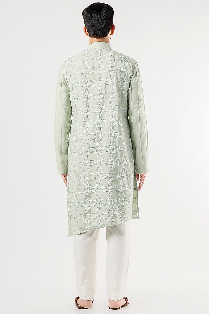 Green Embroidered Kurta Set by Jatin Malik at Pernia's Pop Up Shop