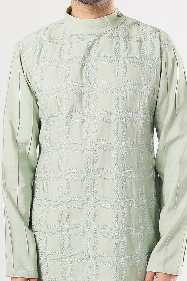 Green Embroidered Kurta Set by Jatin Malik at Pernia's Pop Up Shop