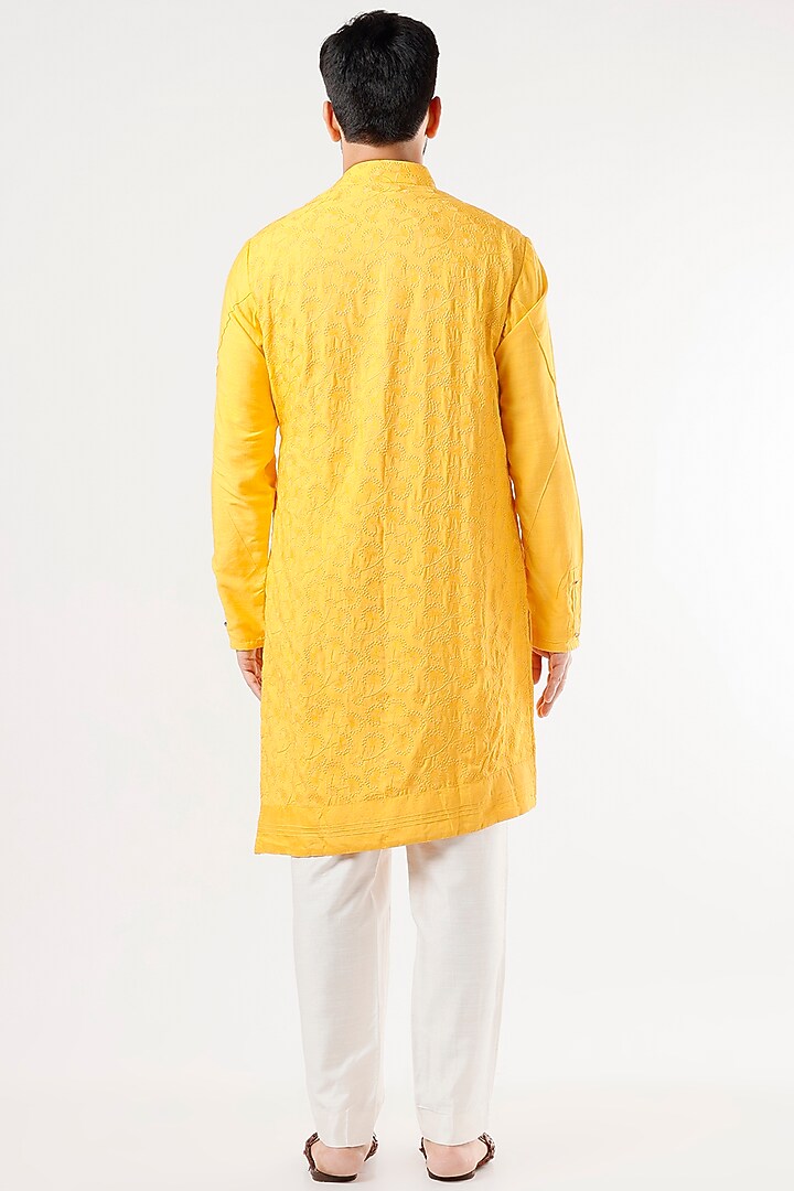 Yellow Slub Silk Embroidered Kurta Set by Jatin Malik at Pernia's Pop Up Shop