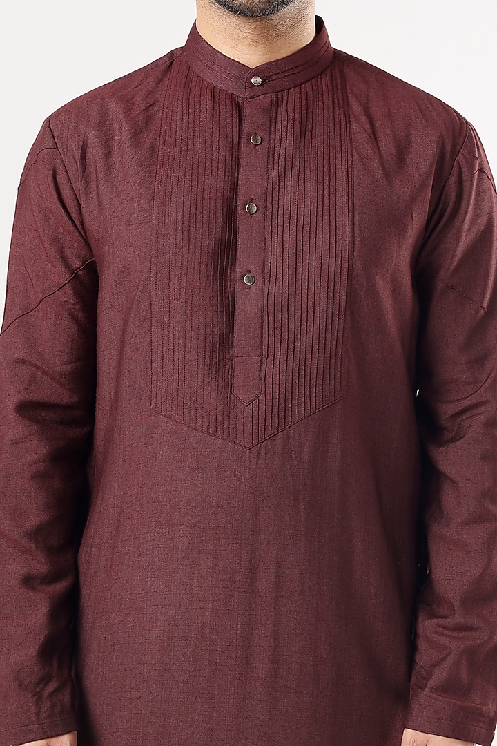 Wine Slub Silk Kurta Set by Jatin Malik at Pernia's Pop Up Shop