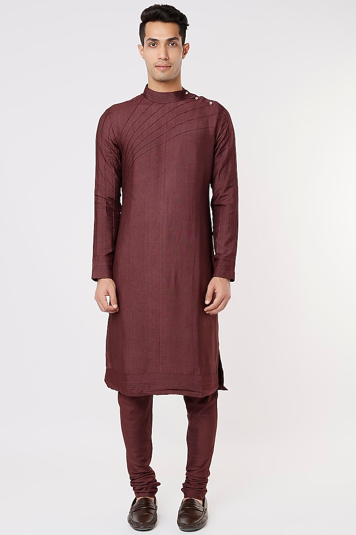 Wine Hand Embroidered Groom Sherwani Set by Jatin Malik at Pernia's Pop Up Shop