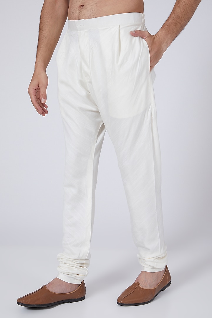 Ivory Asymmetrical Kurta Set by Jatin Malik at Pernia's Pop Up Shop