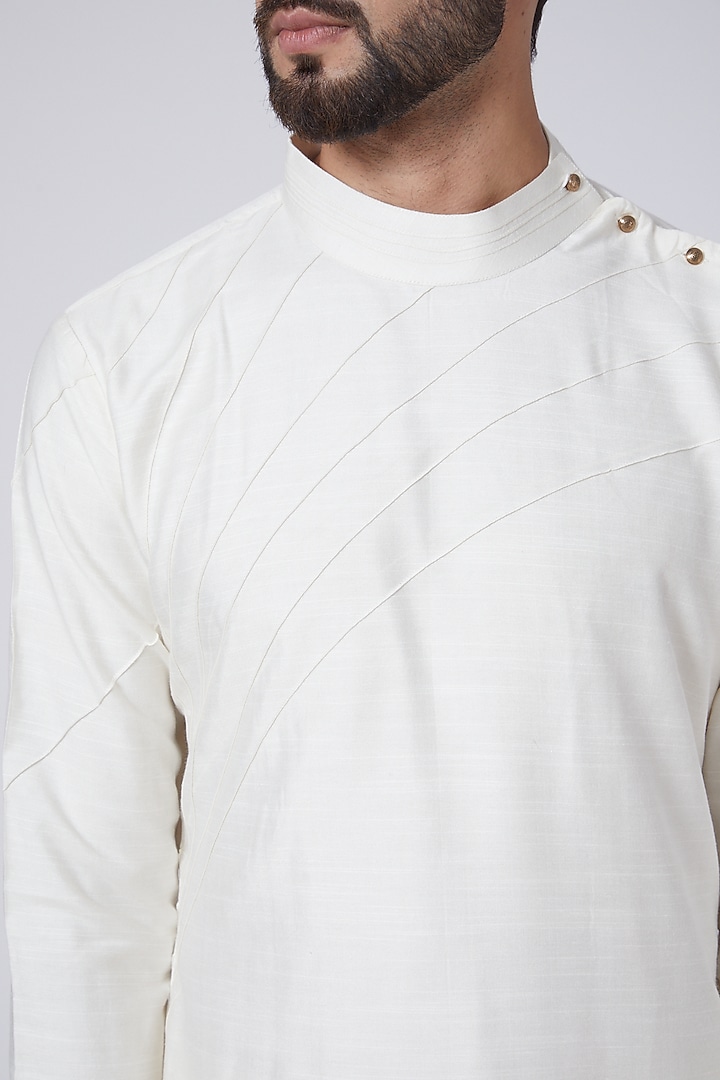 Ivory Asymmetrical Kurta Set by Jatin Malik at Pernia's Pop Up Shop