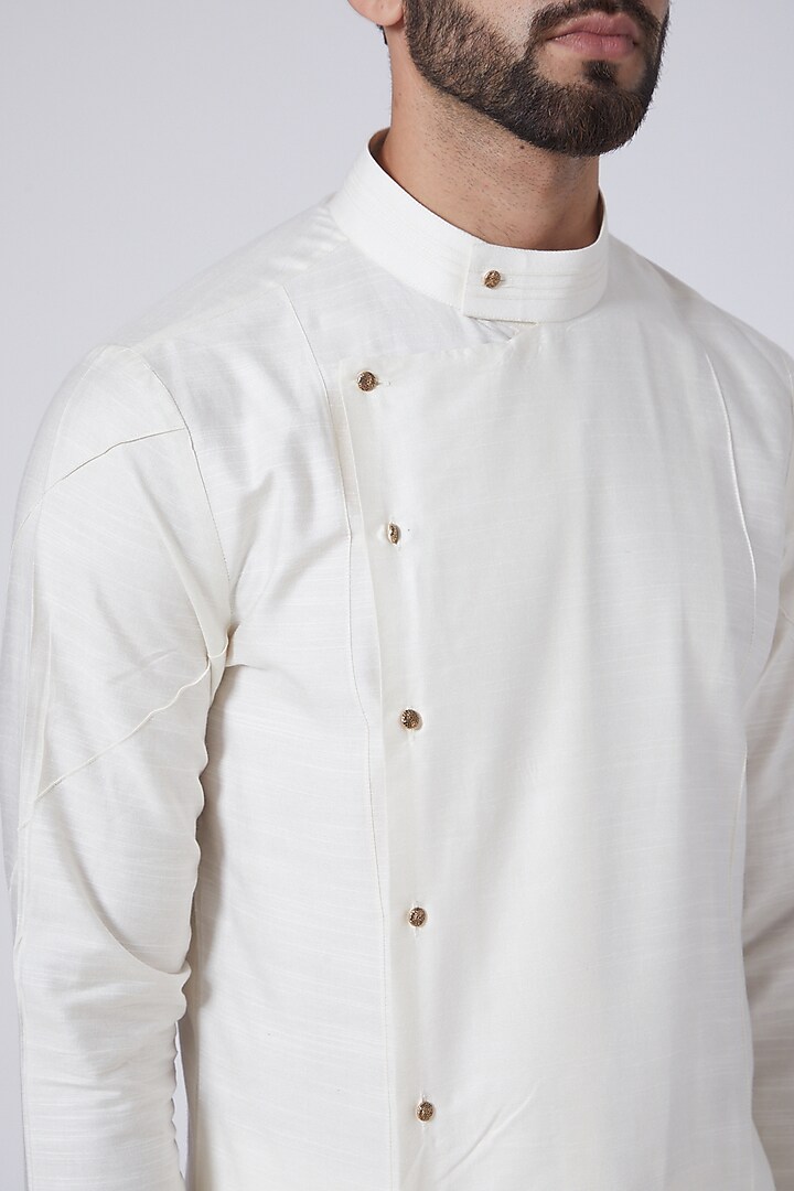Ivory Side Draped Kurta Set by Jatin Malik at Pernia's Pop Up Shop
