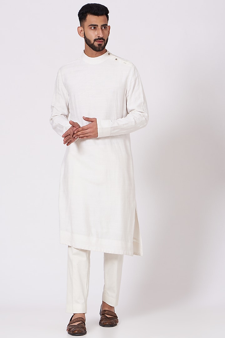 Ivory Kurta Set With Hand Painted Jacket by Jatin Malik at Pernia's Pop Up Shop