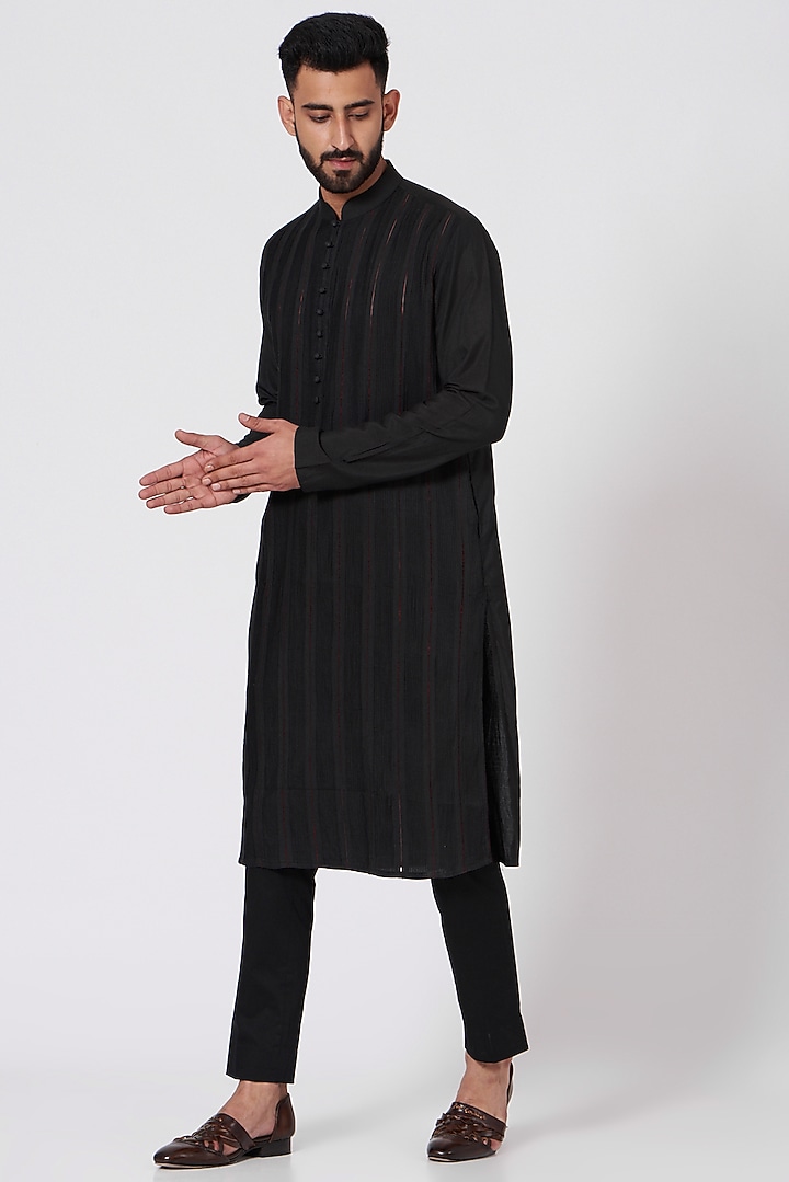 Black Kurta Set In Poly Silk by Jatin Malik at Pernia's Pop Up Shop