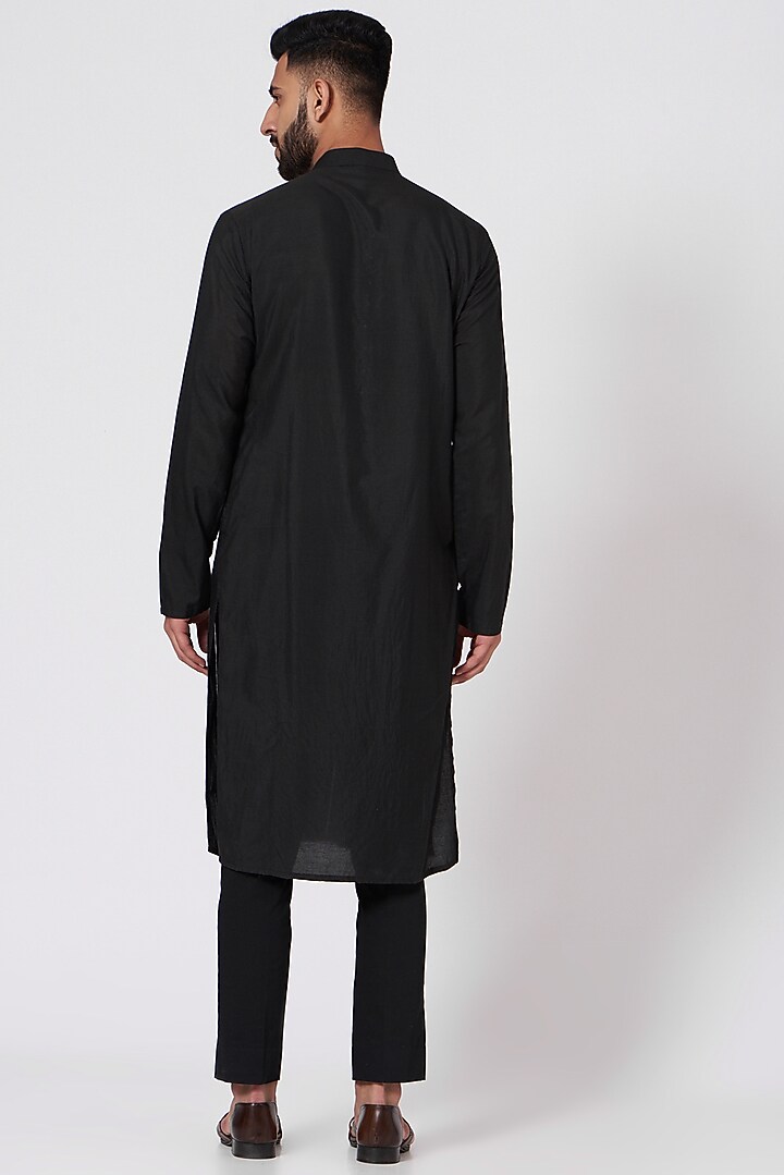 Black Kurta Set In Poly Silk by Jatin Malik at Pernia's Pop Up Shop