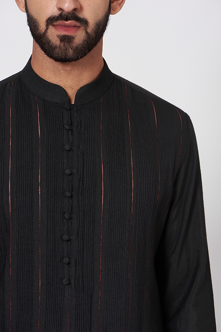 Black Kurta Set In Poly Silk by Jatin Malik at Pernia's Pop Up Shop