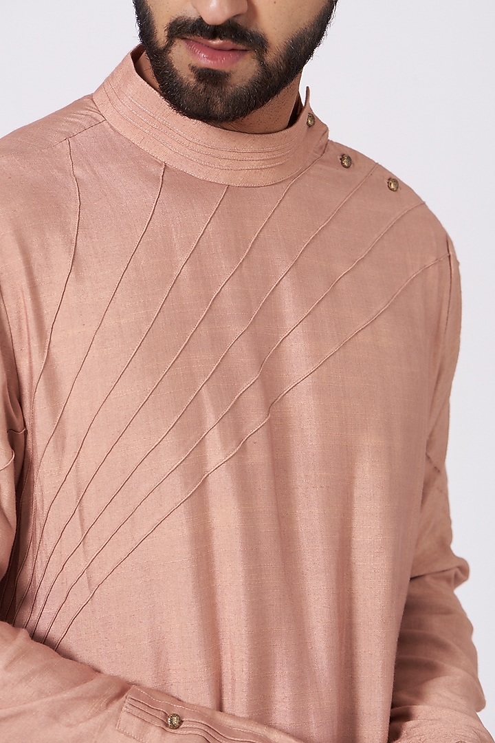 Champagne Linen Silk Embroidered Groom Sherwani Set by Jatin Malik at Pernia's Pop Up Shop