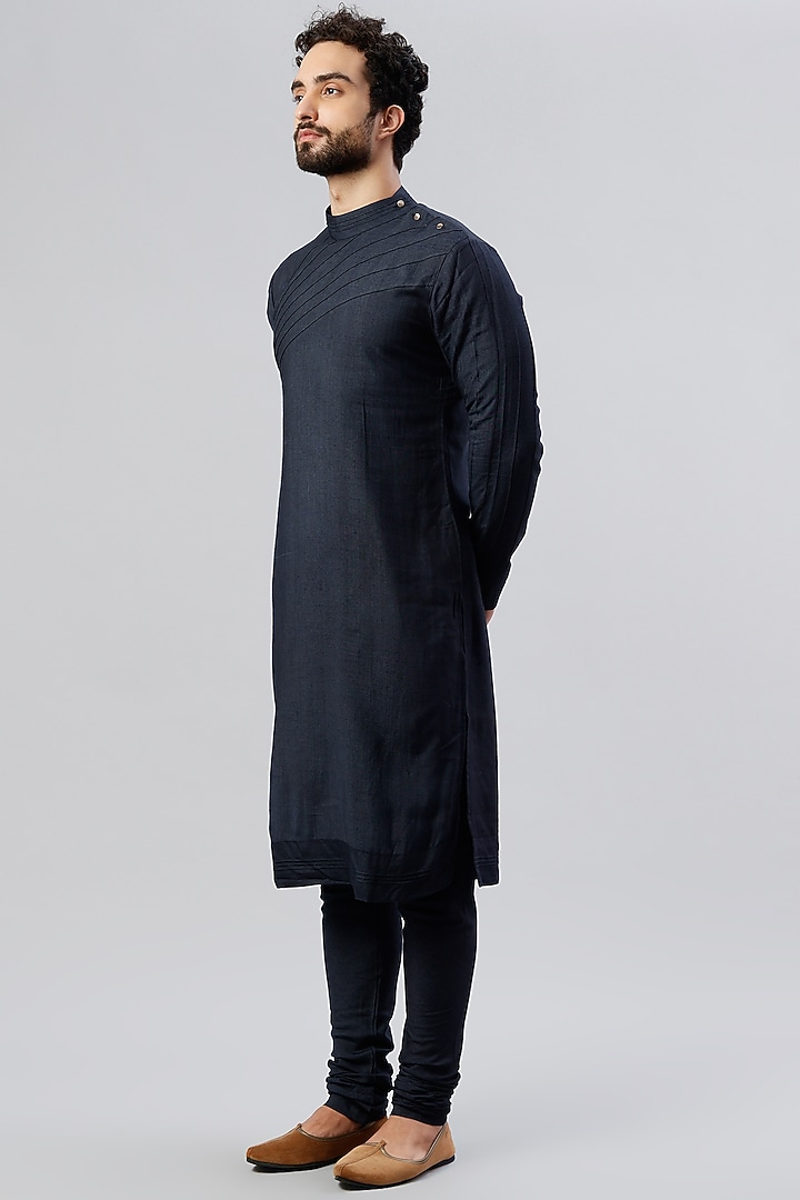 Midnight Blue Linen Silk Jamawar Embroidered Groom Sherwani Set by Jatin Malik at Pernia's Pop Up Shop