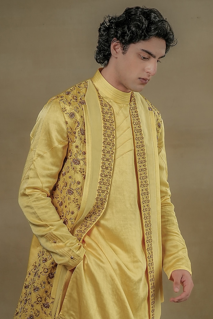 Yellow Linen Silk Kurta Set by Jatin Malik at Pernia's Pop Up Shop