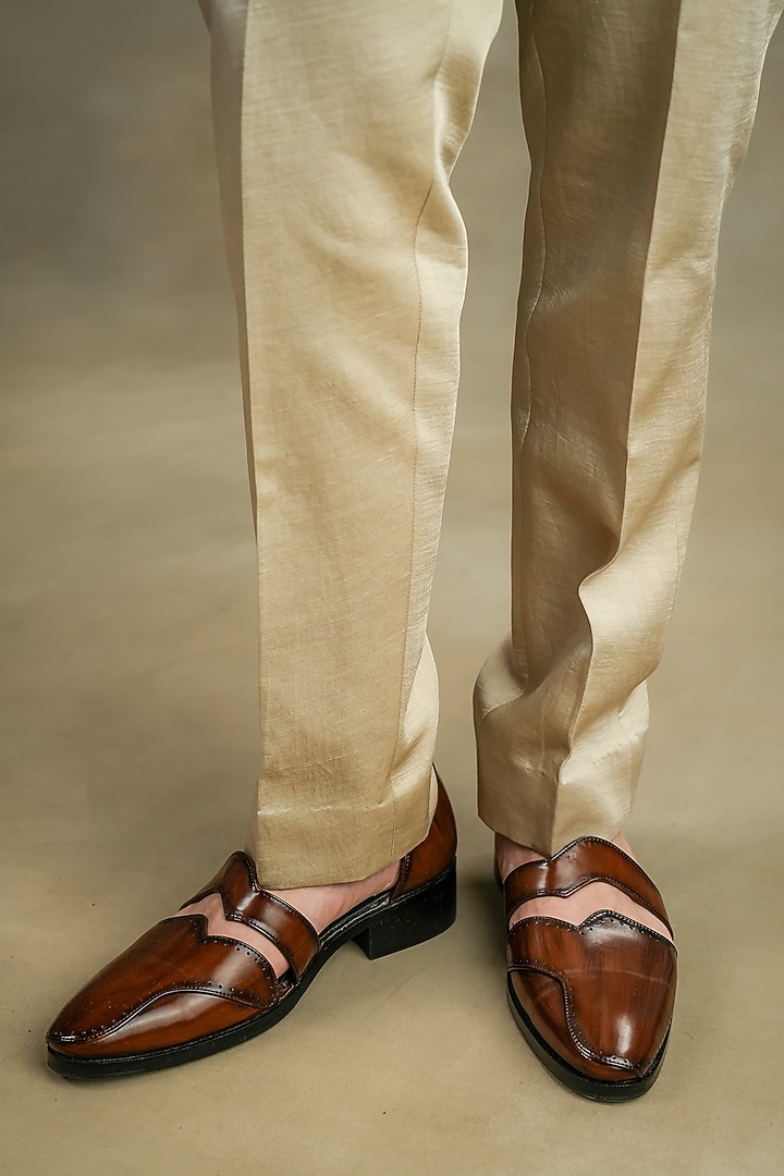 Sand Grey Linen Silk Kurta Set by Jatin Malik at Pernia's Pop Up Shop