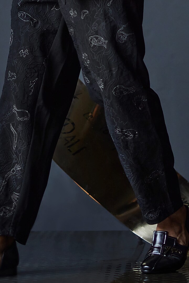 Black Knit Embroidered Blazer Set by Jatin Malik at Pernia's Pop Up Shop