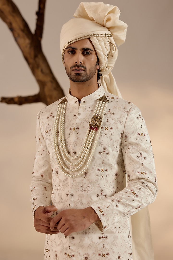 White Linen Silk Hand Embroidered Jamawar Groom Sherwani Set by Jatin Malik at Pernia's Pop Up Shop