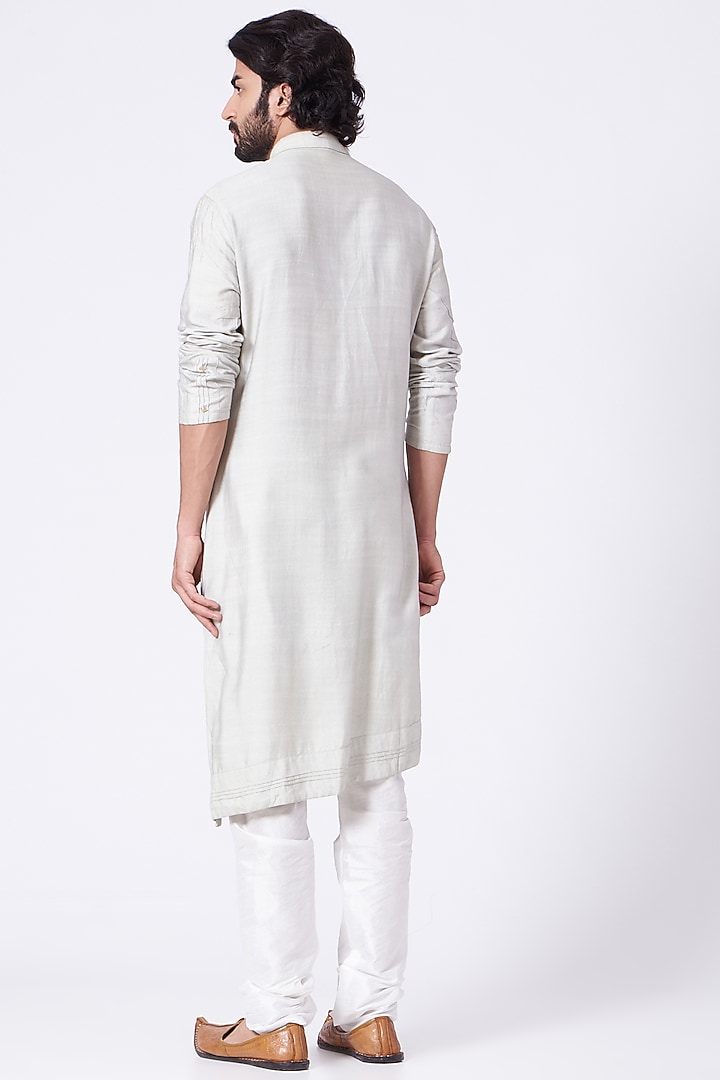 Ice Grey Slub Silk Kurta Set by Jatin Malik at Pernia's Pop Up Shop