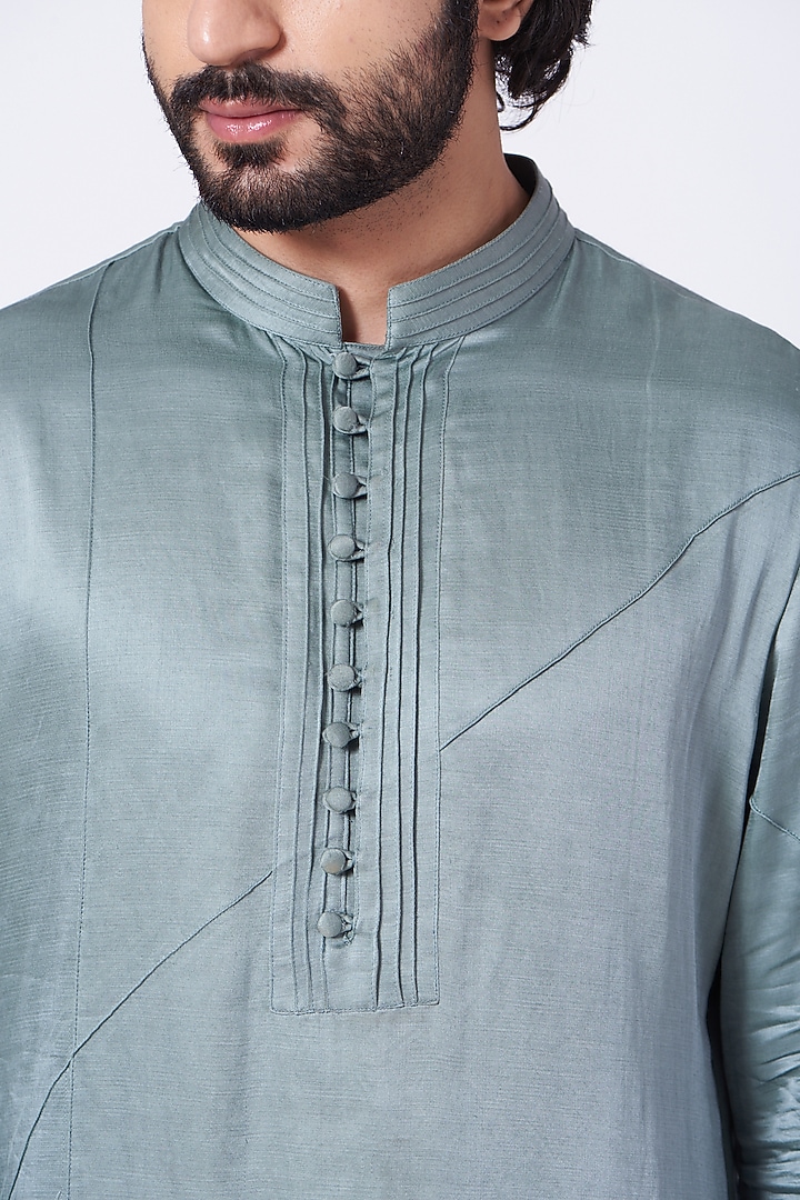 Chanteau Grey Linen Silk Kurta Set by Jatin Malik at Pernia's Pop Up Shop