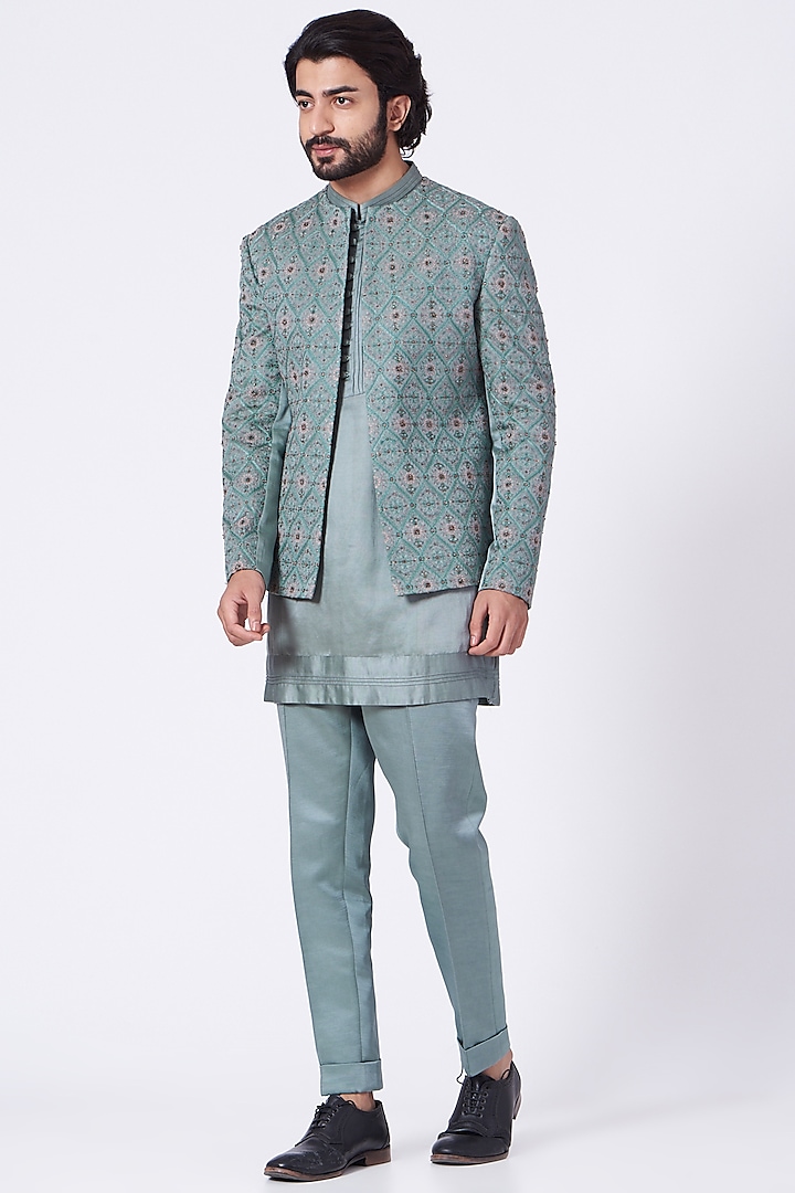 Chanteau Grey Kurta Set With Short Jacket by Jatin Malik