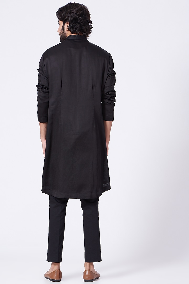 Black Linen Silk Kurta Set by Jatin Malik at Pernia's Pop Up Shop