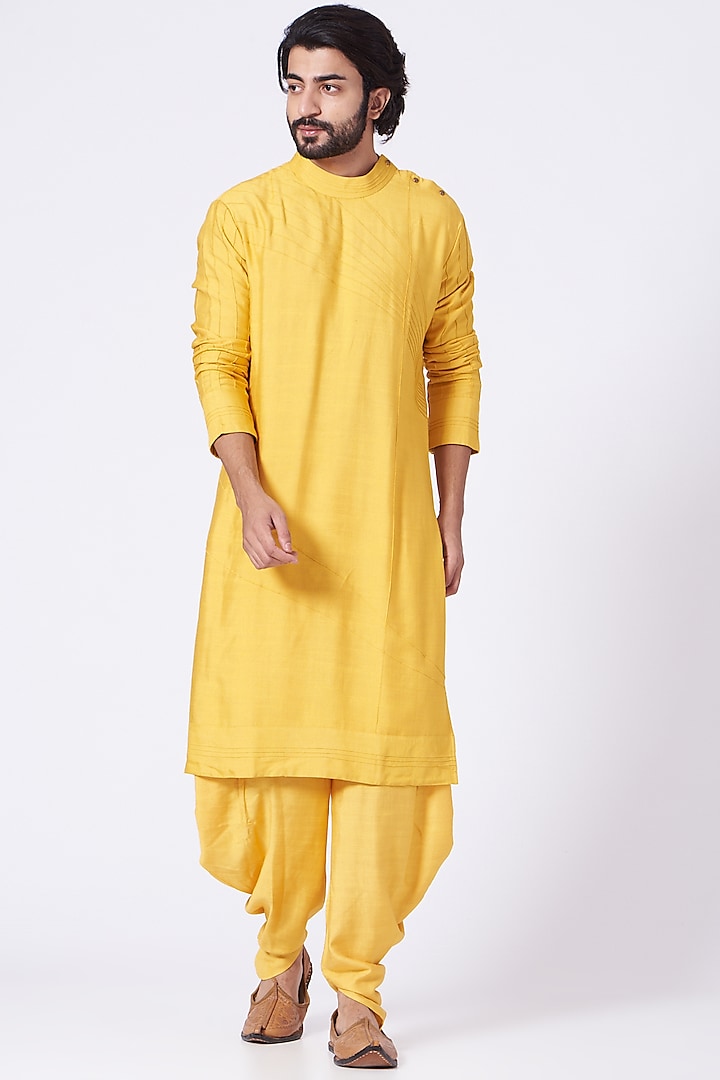 Yellow Slub Silk Kurta Set by Jatin Malik