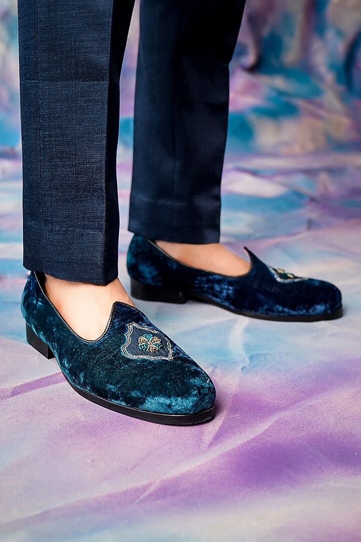 Teal Hand Embroidered Juttis by Jatin Malik at Pernia's Pop Up Shop