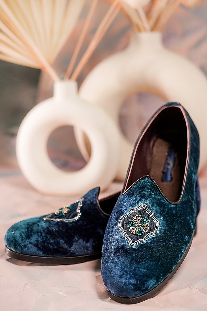 Teal Hand Embroidered Juttis by Jatin Malik at Pernia's Pop Up Shop