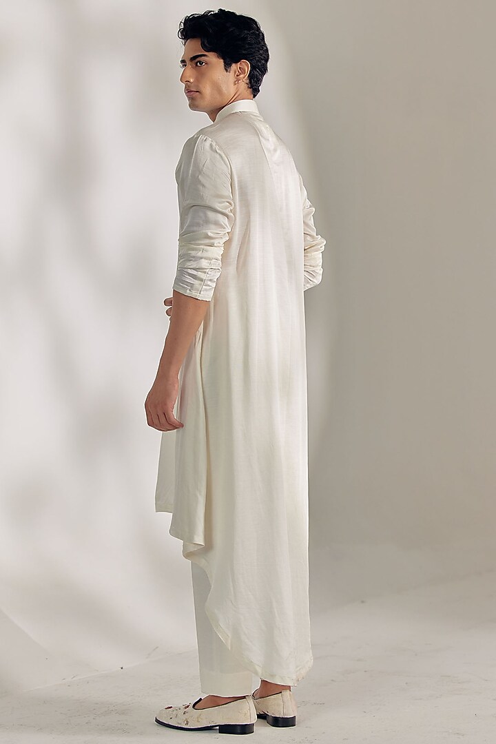 White Linen Silk Kurta Set by Jatin Malik at Pernia's Pop Up Shop