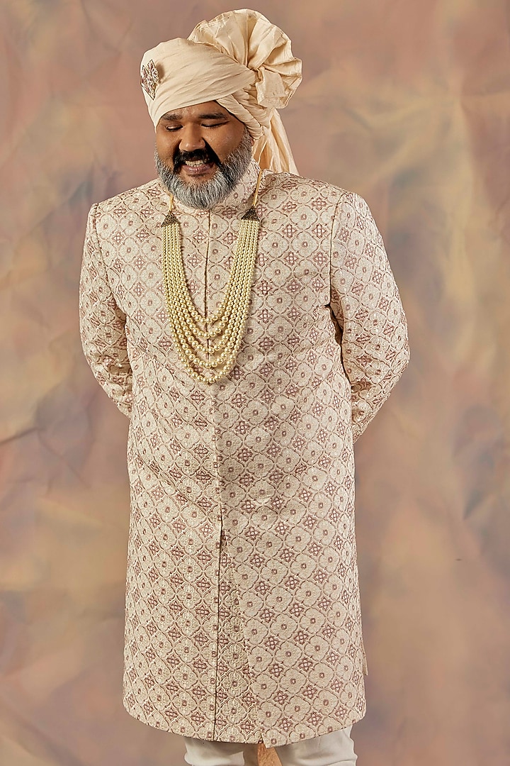 White Slub Silk Jamawar Groom Sherwani Set by Jatin Malik at Pernia's Pop Up Shop