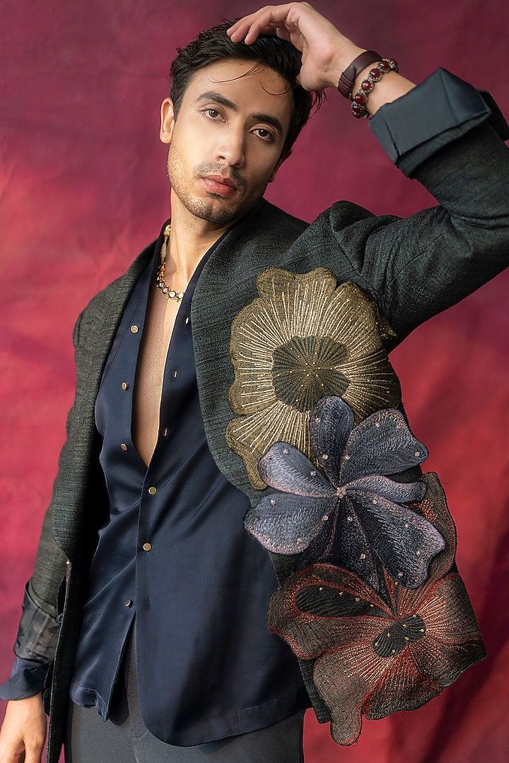 Charcoal Grey Raw Silk Hand Embroidered Blazer Set by Jatin Malik at Pernia's Pop Up Shop