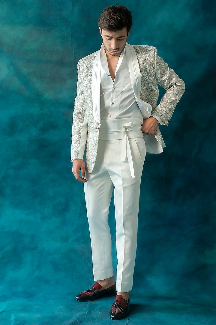 Ivory Linen Silk Floral Embroidered Blazer Set by Jatin Malik at Pernia's Pop Up Shop