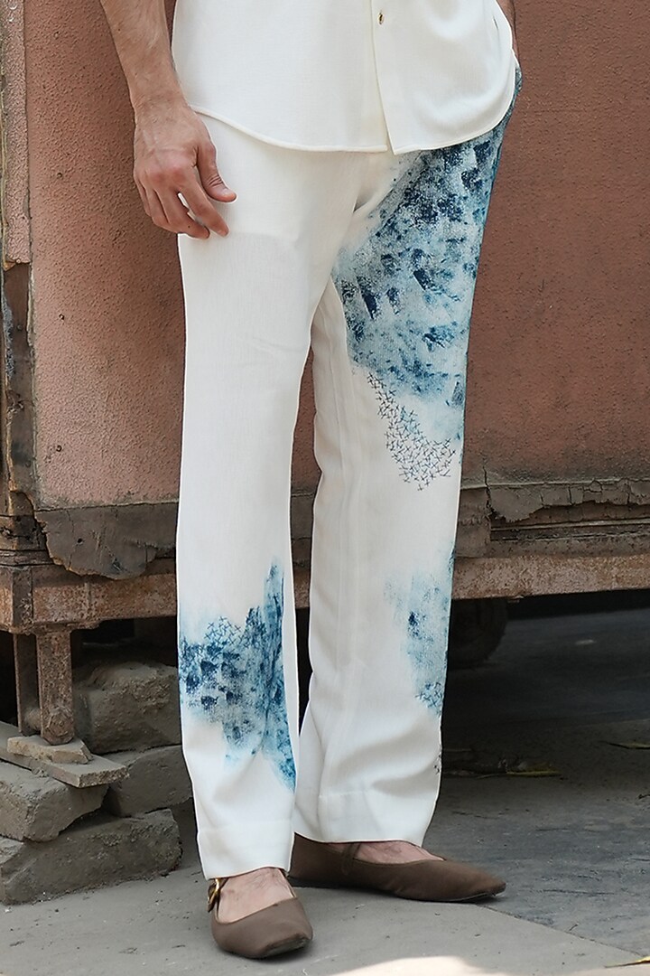 Ivory Knit Linen Hand Painted Shacket Set by Jatin Malik at Pernia's Pop Up Shop
