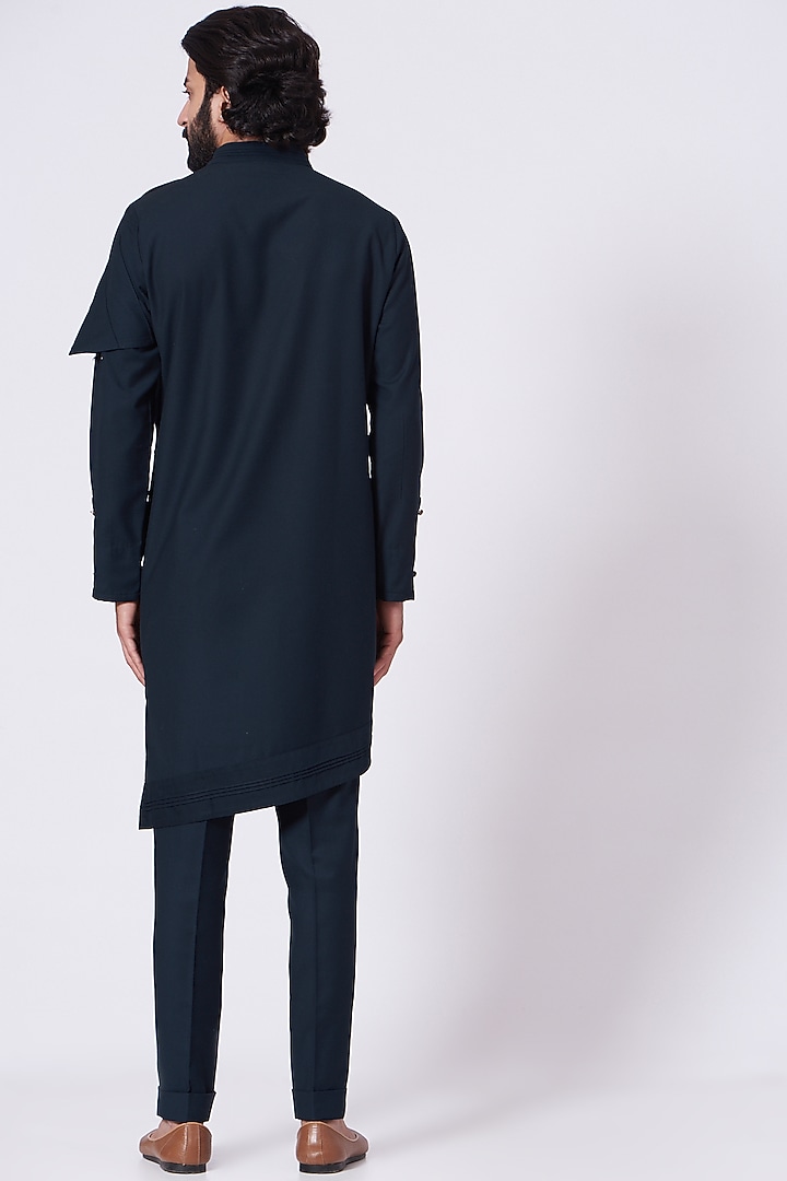 Midnight Blue Hand Embroidered Flap Kurta Set by Jatin Malik at Pernia's Pop Up Shop