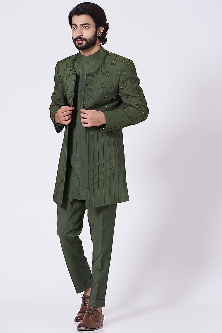 Olive Kurta Set With Floral Embroidered Groom Indowestern Jacket by Jatin Malik at Pernia's Pop Up Shop