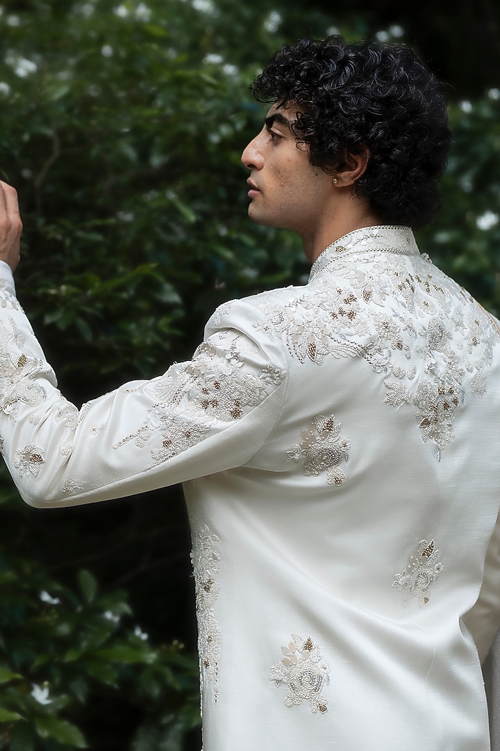Ivory Linen Silk 3D Floral Embroidered Groom Sherwani Set by Jatin Malik at Pernia's Pop Up Shop