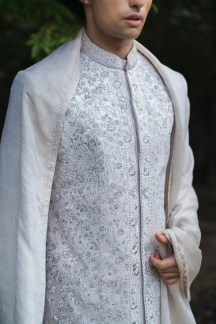 Lilac-Grey Linen Silk Hand Embroidered Groom Sherwani Set by Jatin Malik at Pernia's Pop Up Shop