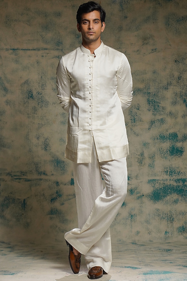 Ivory Linen Silk Kurta Set by Jatin Malik at Pernia's Pop Up Shop