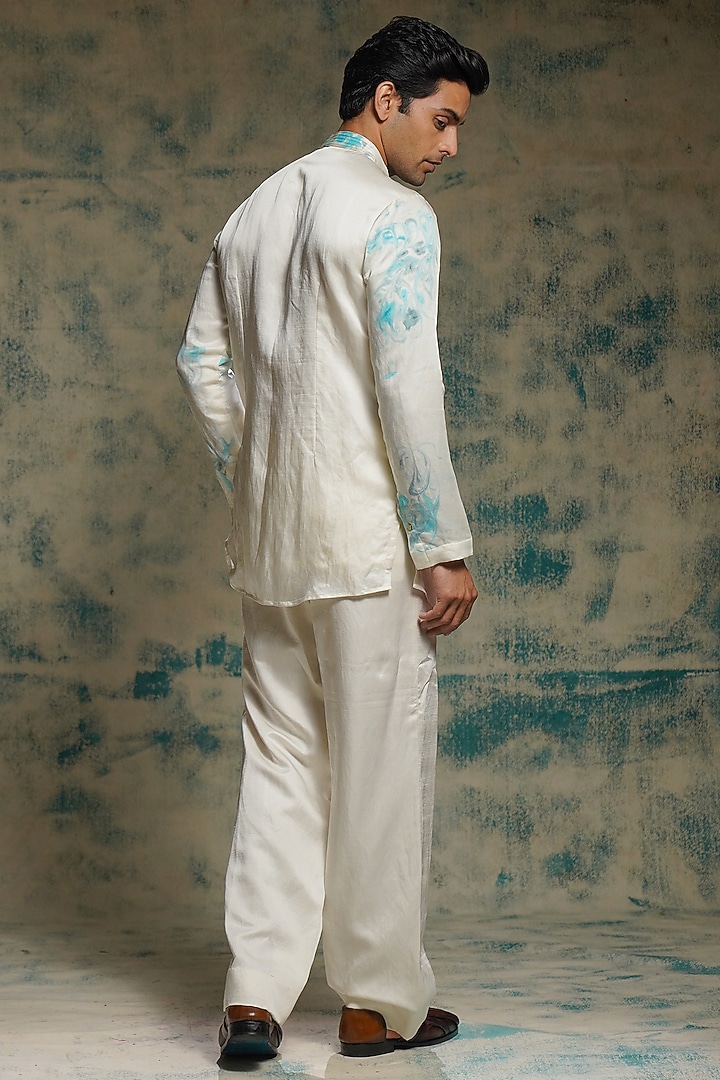 Ivory Linen Silk Marble Dyed Kurta Set by Jatin Malik at Pernia's Pop Up Shop