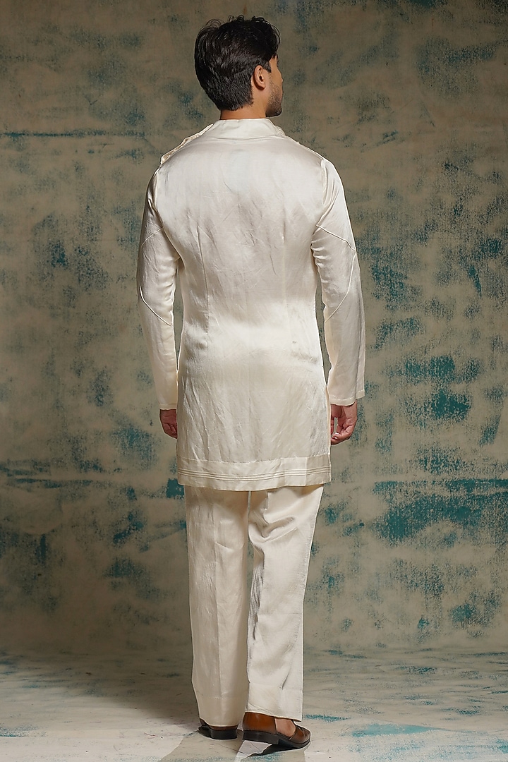 Ivory Linen Silk Kurta Set by Jatin Malik at Pernia's Pop Up Shop