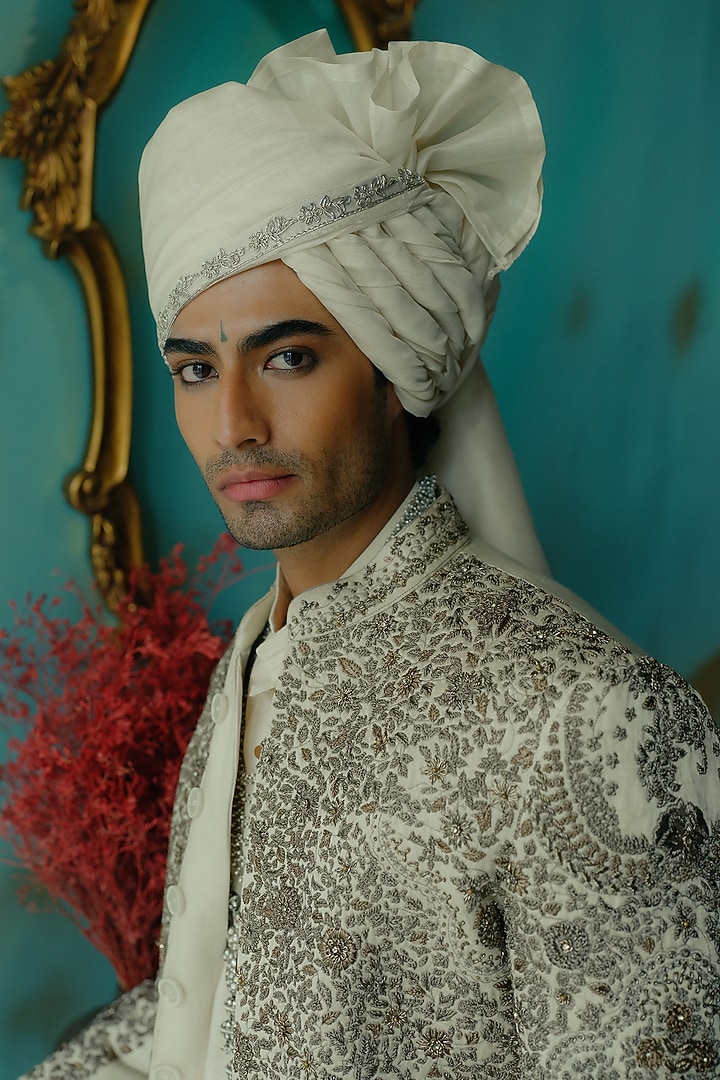 Silver Silk Hand Embroidered Groom Sherwani Set by Jatin Malik at Pernia's Pop Up Shop