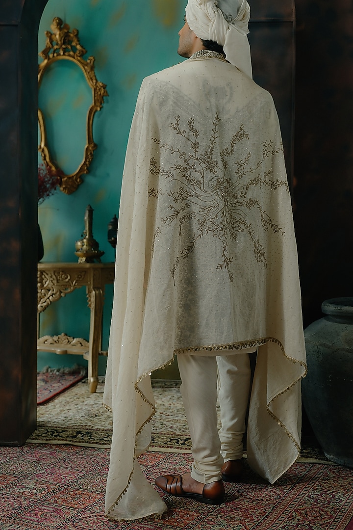 Rose Cream Silk Hand Embroidered Dupatta by Jatin Malik at Pernia's Pop Up Shop