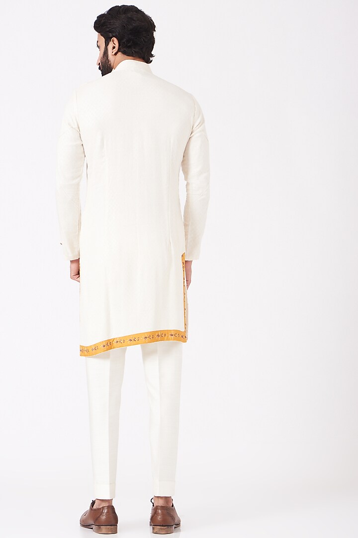 Ivory Hand Embroidered Kurta Set by Jatin Malik at Pernia's Pop Up Shop